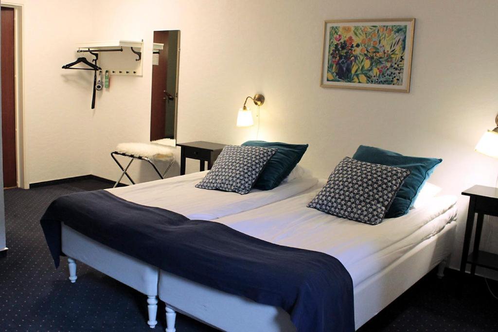 Rasta Lilla Edet Motel Bagian luar foto